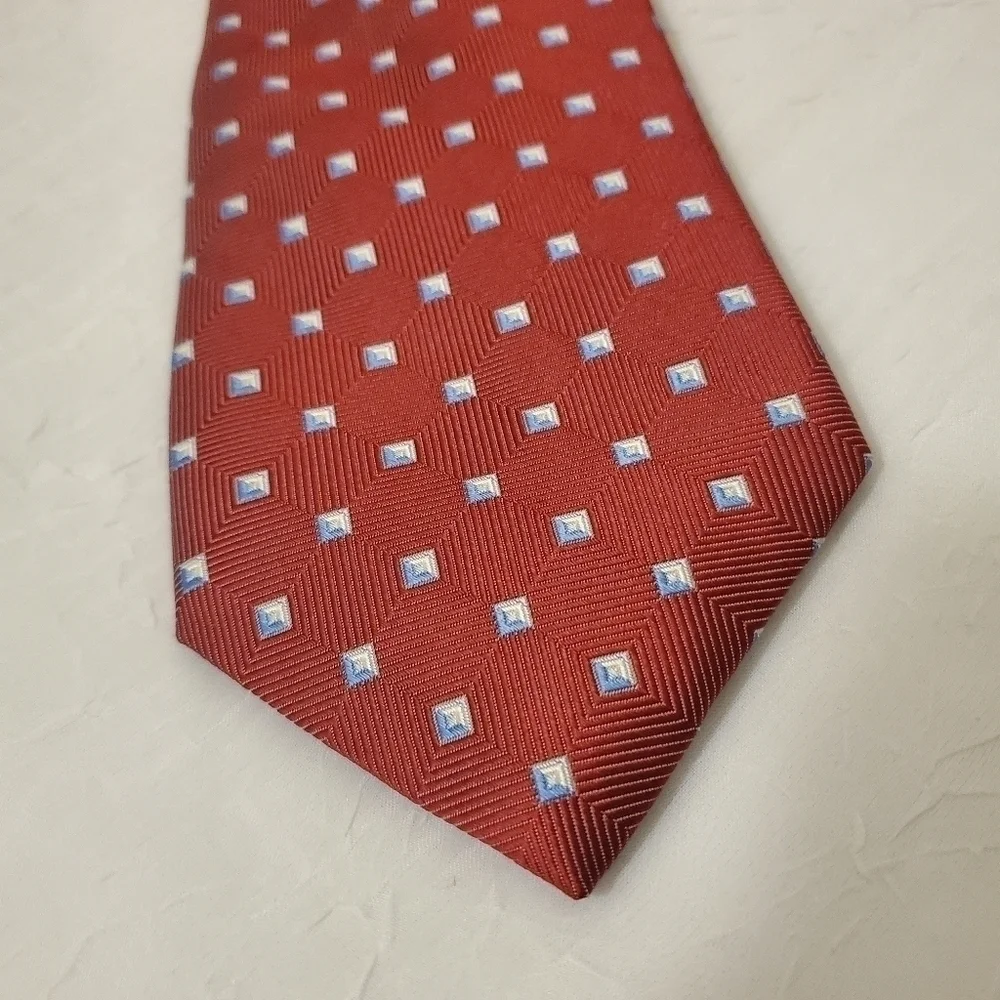 Brooks Brothers Stain Resistent Framed Square Neck Tie Pure Silk